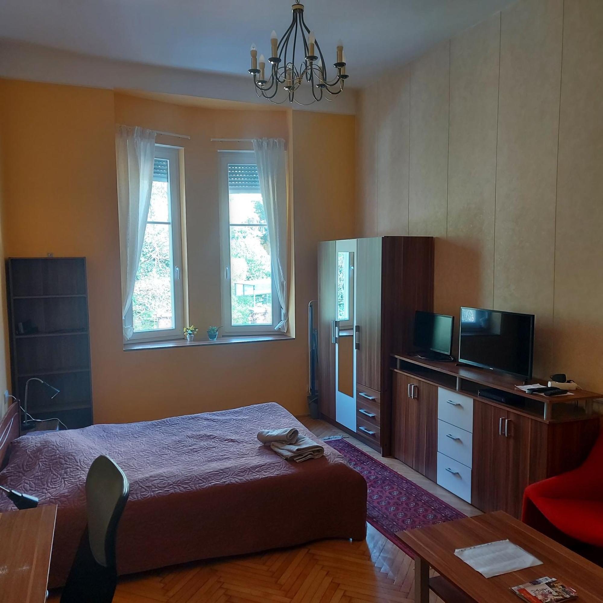 Cute Apartment Close To The Center Budapest Luaran gambar